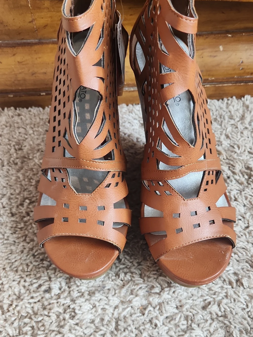 Hot Tomato Brown Platform Wedge Heels NWT